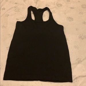 Women’s lululemon tank
